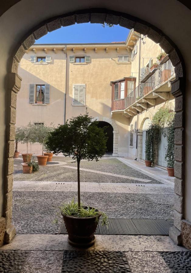 Antiche Colonne Daire Verona Dış mekan fotoğraf